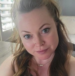 Meet your Posher, Helen